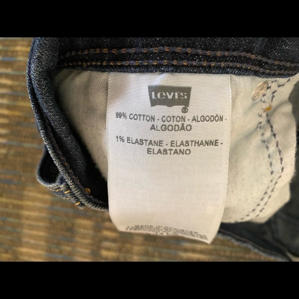 Men’s Levi jeans - Picture 7 of 8